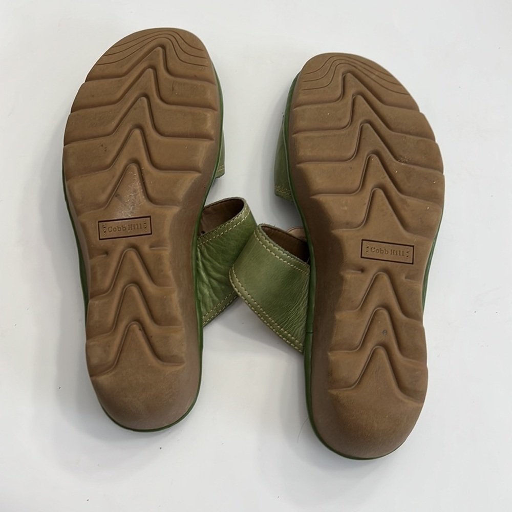 Cobb  Hill Omara C green and tan leather wedge sandal size 9.5 W - Picture 14 of 16